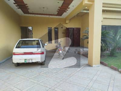 01 KANAL COMMERCIAL HOUSE IT OFFICE+ FAMILIES FOR RENT IN JOHAR TOWN LAHORE