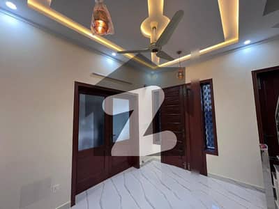 جی ۔ 13 اسلام آباد میں 2 کمروں کا 4 مرلہ زیریں پورشن 55.0 ہزار میں کرایہ پر دستیاب ہے۔