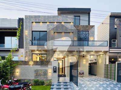 10 Marla Modern House Near 150ft Road