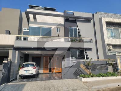 10 Marla Designer Brand New Double Unit With 15 Kv Solar Installed Sun Facing Dem 5 Crore Slightly Negotiable