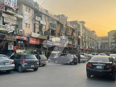 جی ۔ 11 مرکز جی ۔ 11,اسلام آباد میں 3 مرلہ دکان 9.5 کروڑ میں برائے فروخت۔
