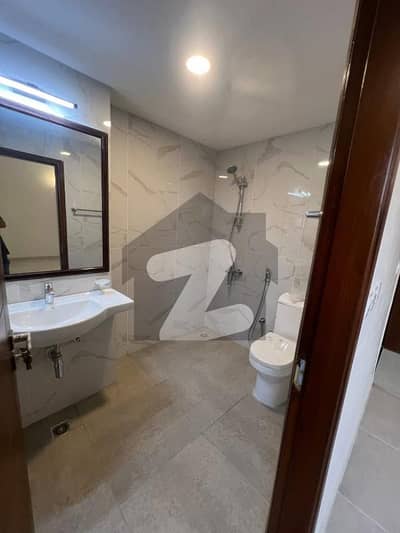 BRAND NEW APARTMENT FOR RENT PURPOSE IN ASKARI 5 SECTOR J