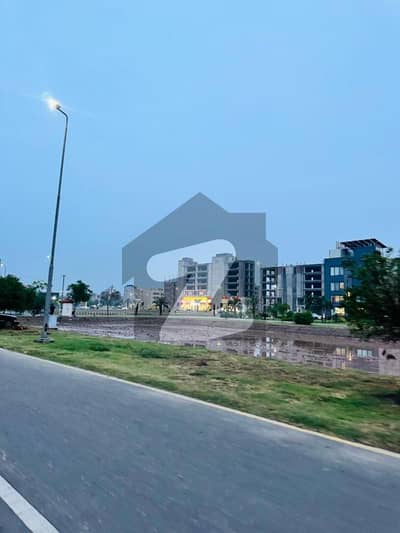 پارک ویو سٹی ۔ روز بلاک پارک ویو سٹی,لاہور میں 10 مرلہ رہائشی پلاٹ 1.8 کروڑ میں برائے فروخت۔