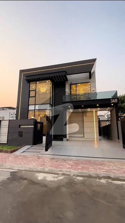 10 Marla Residential House For Rent In Sector C, Nearby Commercial Market, School, Mosque And Health Care Canter