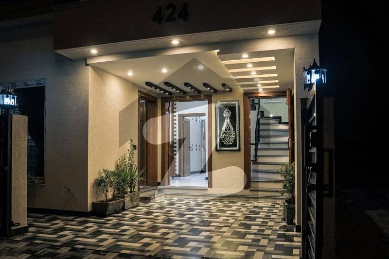Furnished 5 Marla House Available In Bahria Town Phase 8 - Rafi Block For rent Furnished 5 Marla House Available In Bahria Town Phase 8 - Rafi Block For rent