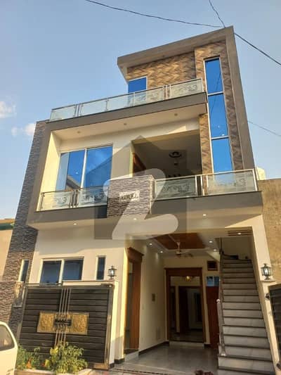 5 Marla Brand New Double stroy house