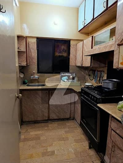 گلستانِِ جوہر ۔ بلاک 16 گلستانِ جوہر,کراچی میں 3 کمروں کا 6 مرلہ فلیٹ 50.0 ہزار میں کرایہ پر دستیاب ہے۔