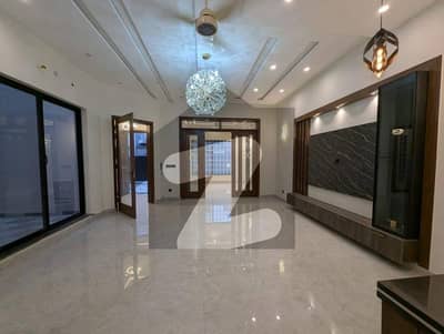7 Marla House For Sale In Lake City Lahore.