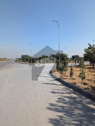 E-13 plot for sale investor price