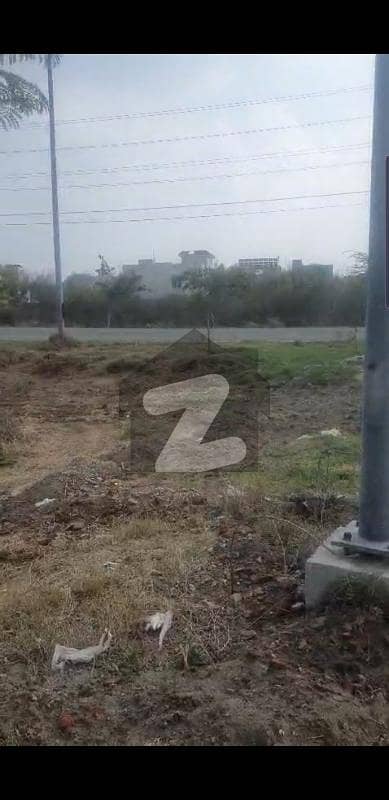 W Block Hot Location 1 Kanal gray structure 3 kanal Plots