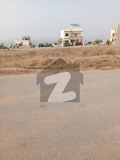 Phase 8 L Block 10 Marla Plot For Sale