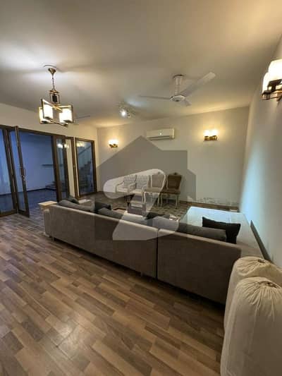 LUXURY 500 SQ YD FULLY RENOVATED ARCHITECTURE DESIGN HOUSE PHASE 6 PRIME LOCATION