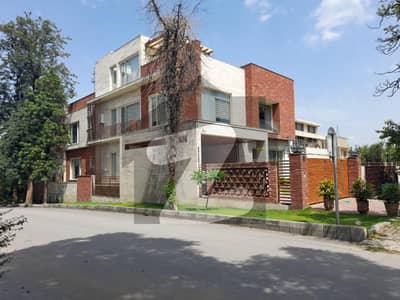 Beautiful Semi Furnished House For Rent in F-6