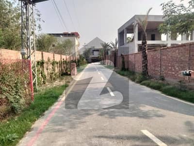 بیدیاں روڈ لاہور میں 2 کنال رہائشی پلاٹ 1.25 کروڑ میں برائے فروخت۔