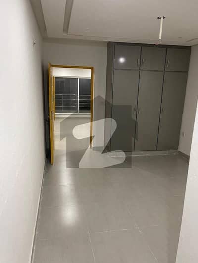 نواب ٹاؤن لاہور میں 1 کمرے کا 3 مرلہ فلیٹ 25.0 ہزار میں کرایہ پر دستیاب ہے۔