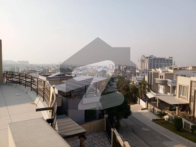 ڈی ایچ اے ڈیفینس فیز 2 ڈی ایچ اے ڈیفینس,اسلام آباد میں 6 کمروں کا 1 کنال مکان 10.0 کروڑ میں برائے فروخت۔ ڈی ایچ اے ڈیفینس فیز 2 ڈی ایچ اے ڈیفینس,اسلام آباد میں 6 کمروں کا 1 کنال مکان 10.0 کروڑ میں برائے فروخت۔