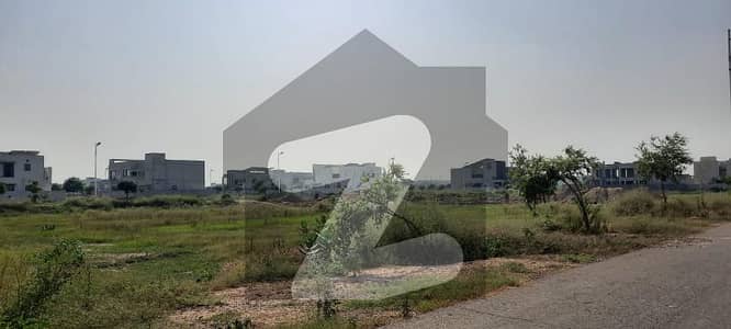 ڈی ایچ اے 9 ٹاؤن ۔ بلاک اے ڈی ایچ اے 9 ٹاؤن,ڈیفنس (ڈی ایچ اے),لاہور میں 5 مرلہ رہائشی پلاٹ 1.35 کروڑ میں برائے فروخت۔