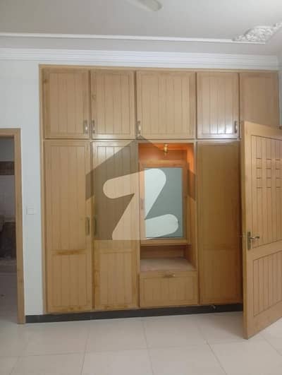 Separate Independent Ground Portion For Rent