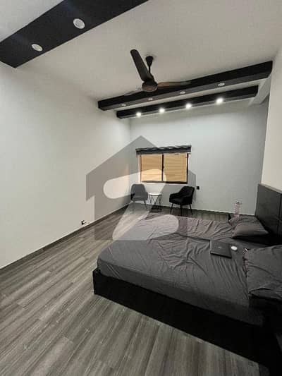 گارڈن ٹاؤن لاہور میں 6 کمروں کا 1 کنال مکان 3.25 لاکھ میں کرایہ پر دستیاب ہے۔