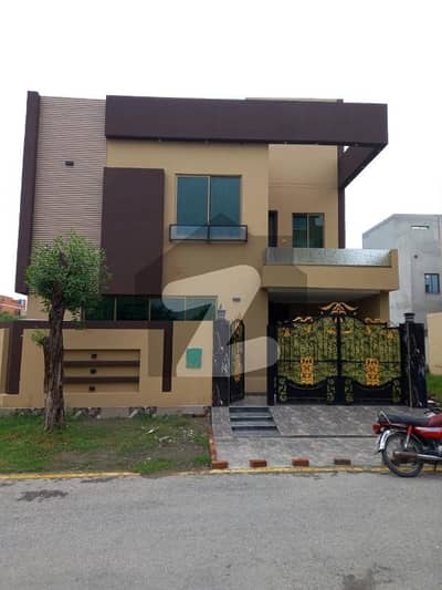 7 Marla house for sale in bahria nasheman Lahore