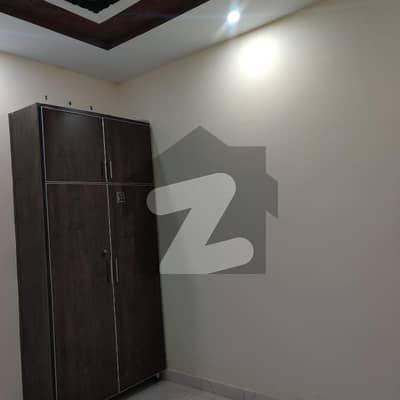 الحمد کالونی (اے آئی ٹی) لاہور میں 1 کمرے کا 4 مرلہ مکان 35.0 ہزار میں کرایہ پر دستیاب ہے۔