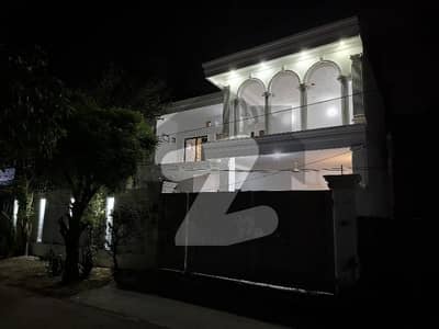 شاداب گارڈن لاہور میں 2 کمروں کا 10 مرلہ بالائی پورشن 50.0 ہزار میں کرایہ پر دستیاب ہے۔