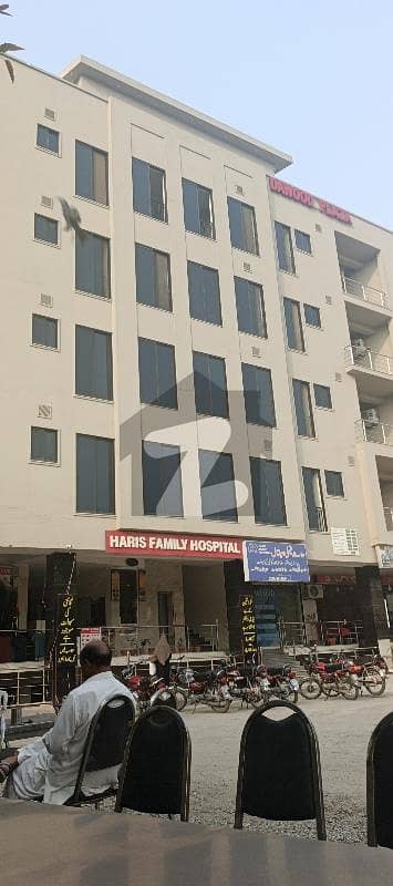 شمس کالونی ایچ ۔ 13,اسلام آباد میں 1 کمرے کا 1 مرلہ فلیٹ 47.0 لاکھ میں برائے فروخت۔