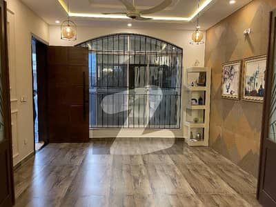 Bahria Enclave Islamabad Sector C1 10 Marla Designer House Available For Sale