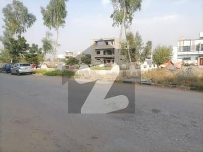 Corner 120 Square Yards Residential Plot Available For Sale In Sachal Sarmast Society, Karachi