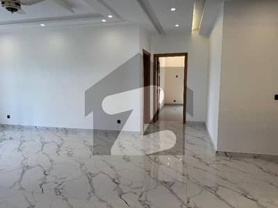 Prime Location 1 Kanal House In D-12