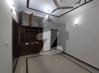 25*40 Ground Portion Available For Rent In G13
