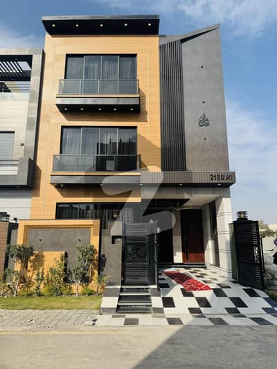 5 Marla Most Demanding House located In Central Park Houseing Society