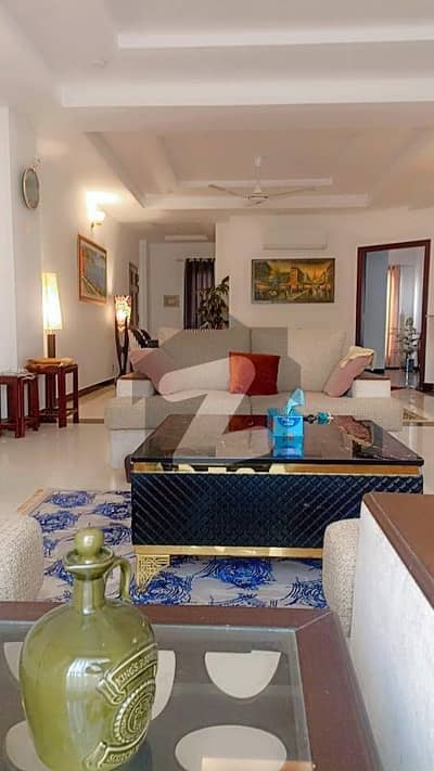 G-13 Used House 40*80(14 Marla) For Sale