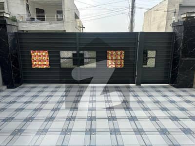 10 Marla Luxury Full House For Sale In Punjab University PH II