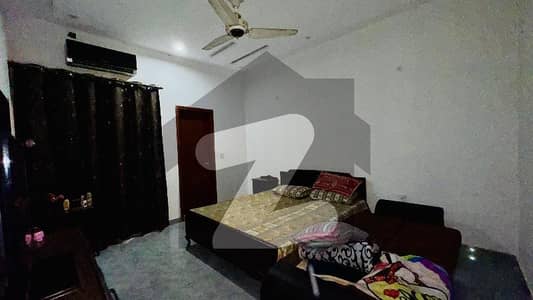 LIDHER STOP MAIN BEDIAN ROAD FULLY FURNISHED 1 SINGEL BED AVAILABLE FOR BOYS IN SHARING ROOM
