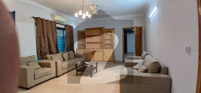 Lower Portion Of 500 Square Yards Is Available In Contemporary Neighborhood Of F-7