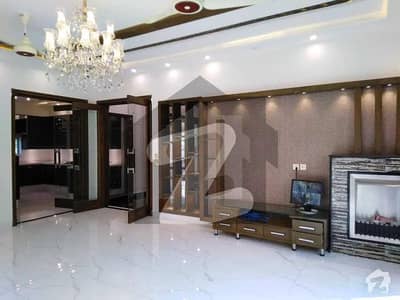 1 Kanal Brand New Luxury House Available For Sale In Bahria Town Lahore.