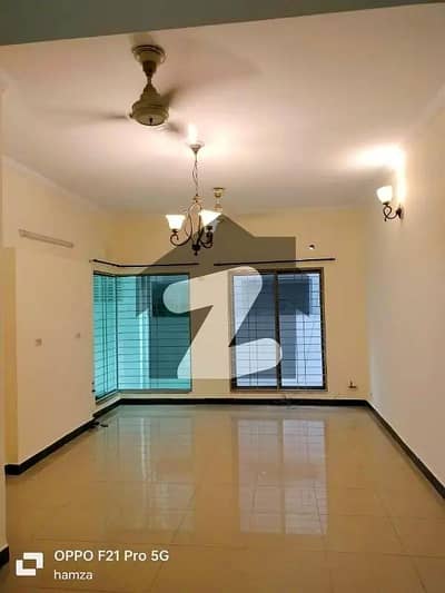 10 MARLA 3 BEDROOM HOUSE AVAILBLE FOR RENT IN ASKARI 11 LAHORE