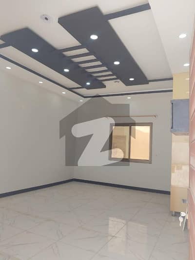 700 Square Yards House In Gulshan-E-Maymar - Sector Z For Sale