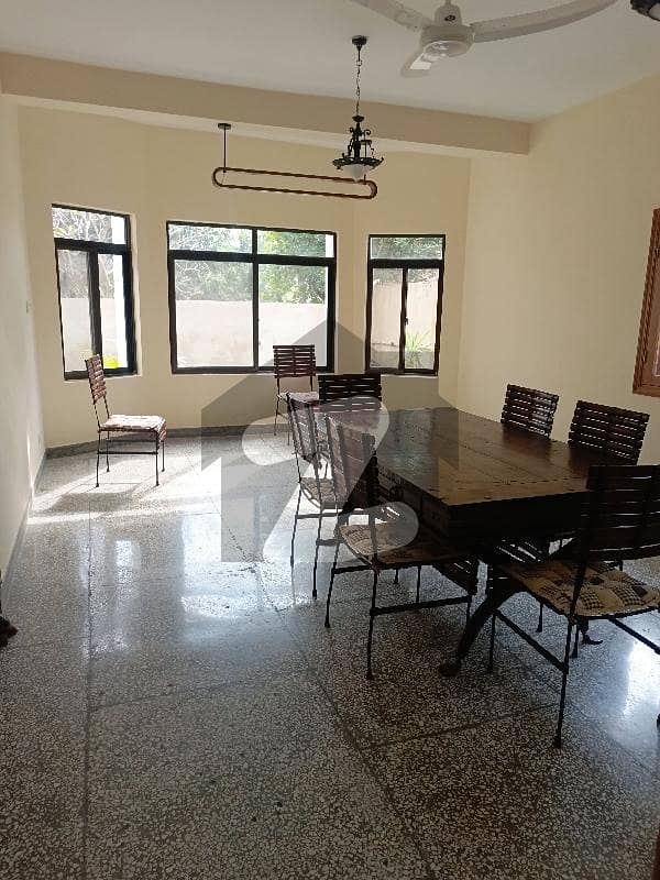 F-8 Double Storey House With Lawn F-8 Double Storey House With Lawn