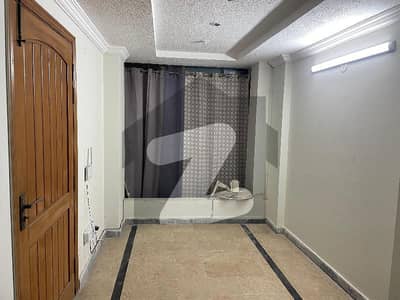 بحریہ انکلیو - سیکٹر اے بحریہ انکلیو,بحریہ ٹاؤن,اسلام آباد میں 1 کمرے کا 2 مرلہ فلیٹ 25.0 ہزار میں کرایہ پر دستیاب ہے۔