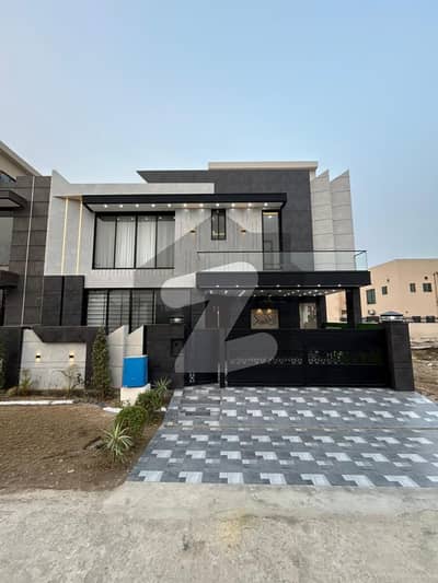 10.25 Marla Beautiful Modern Furnished House For Sale In Bankers Avenue Co-Operative Housing Society Top Location