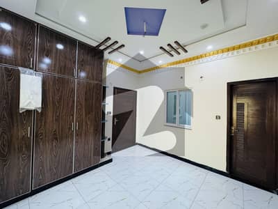 شاداب گارڈن لاہور میں 1 کمرے کا 3 مرلہ زیریں پورشن 23.0 ہزار میں کرایہ پر دستیاب ہے۔