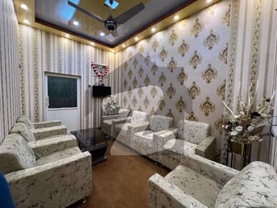 گلستانِِ جوہر ۔ بلاک 14 گلستانِ جوہر,کراچی میں 6 کمروں کا 2 مرلہ مکان 2.2 کروڑ میں برائے فروخت۔