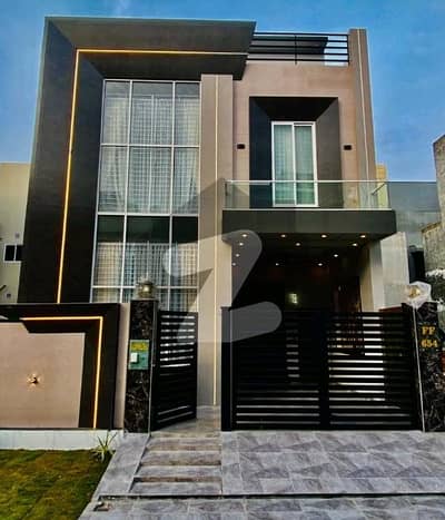 A On Excellent Location 5 Marla House In Citi Housing Society Is On The Market For sale