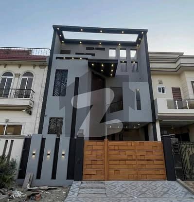 On Excellent Location 5 Marla House For sale In Citi Housing Society