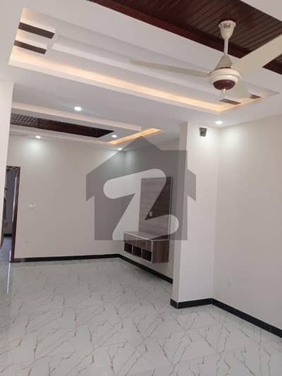 جی ۔ 13/2 جی ۔ 13,اسلام آباد میں 4 کمروں کا 7 مرلہ بالائی پورشن 90.0 ہزار میں کرایہ پر دستیاب ہے۔