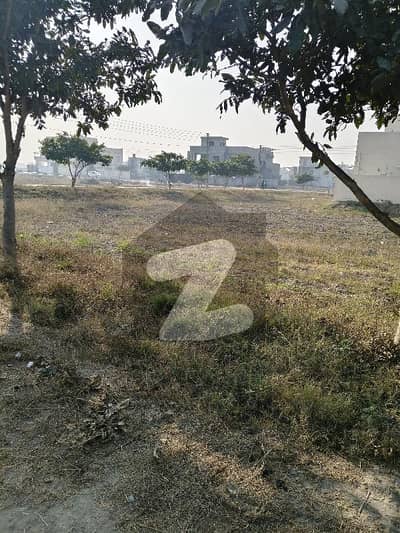 اے ڈبلیو ٹی فیز 2 اے ڈبلیو ٹی آرمی ویلفیئر ٹرسٹ,رائیونڈ روڈ,لاہور میں 10 مرلہ رہائشی پلاٹ 1.1 کروڑ میں برائے فروخت۔