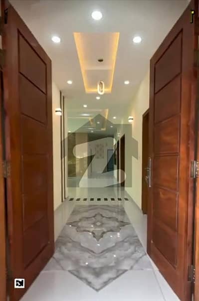 20 Marla Upper Portion Available