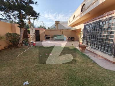 Banglow For Rent In DHA Phase 5.